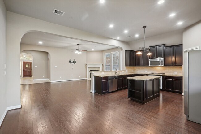 Building Photo - 19806 Morgan Jane Way