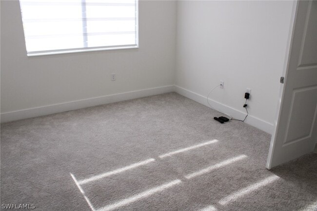 Building Photo - 5062 Alonza Ave