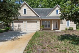 Building Photo - 289 N Churchill Dr
