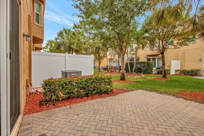 Building Photo - 5830 Monterra Club Dr