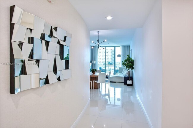 Building Photo - 7928 East Dr