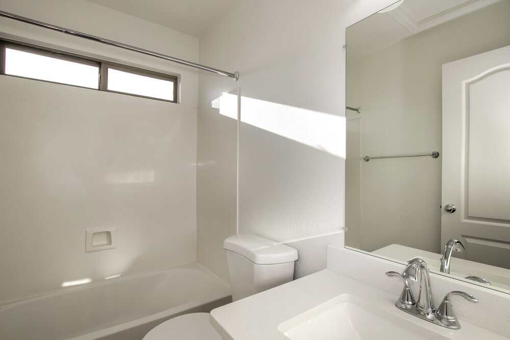 Building Photo - 11704 W Mauna Loa Ln