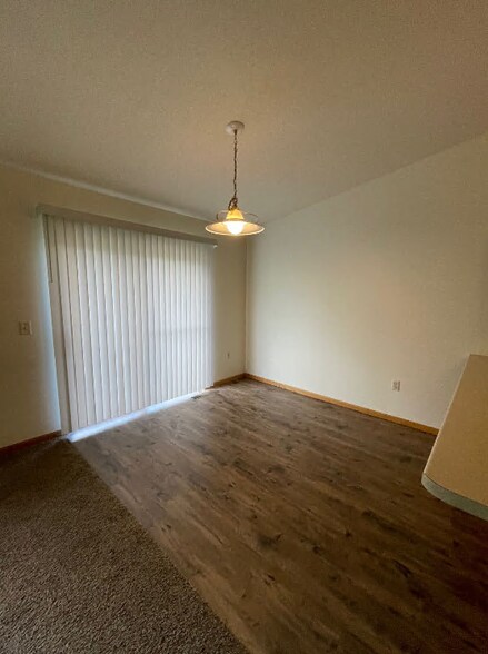 Building Photo - 310 Scheidler Rd