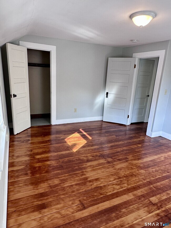 Building Photo - 24-26 Dean Ave