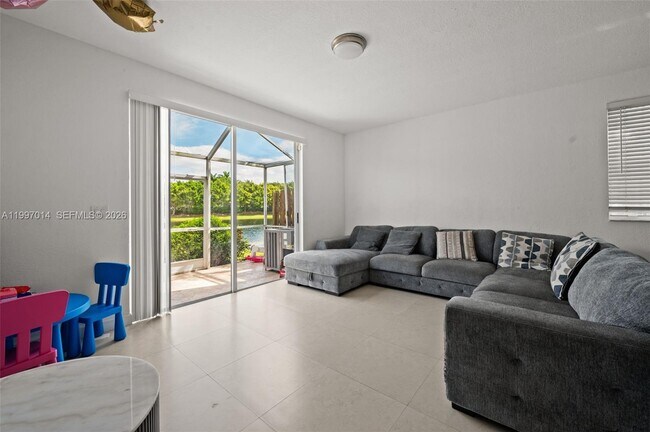 Building Photo - 3676 San Simeon Cir