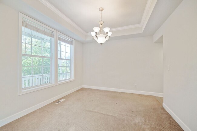 Building Photo - 10657 SW Adele Dr