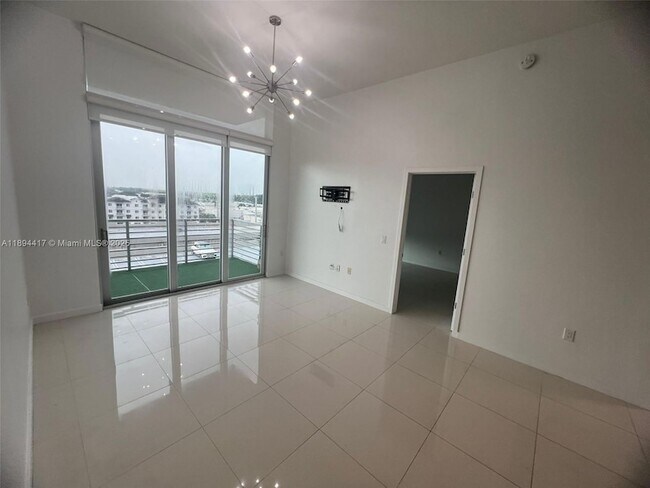 Building Photo - 7661 NW 107th Ave