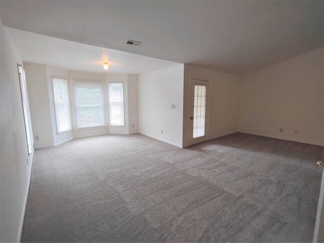 Building Photo - 7366 Rose Terrace Ct