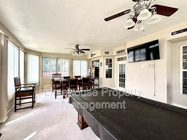 Building Photo - 1116 Fern Ln