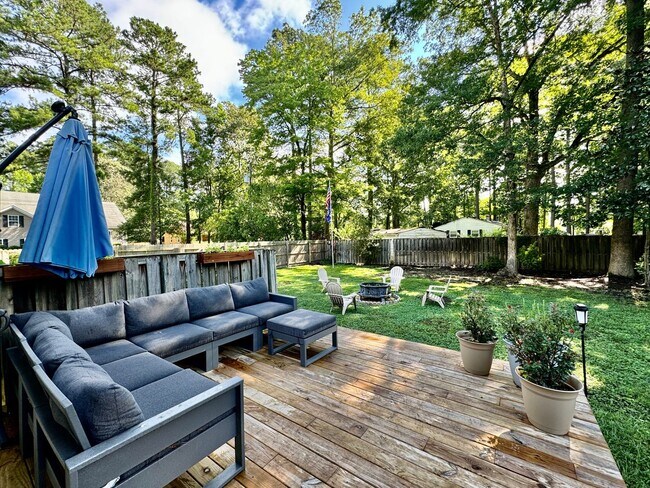 Building Photo - 3-Bedroom Ranch Ready On 12-01-25! 1/2 Acr...