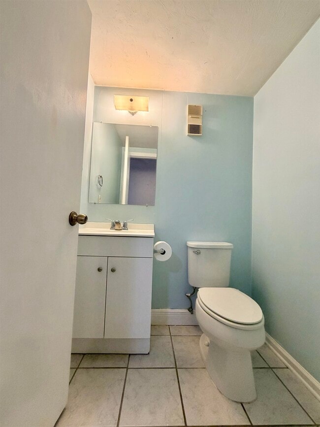 Building Photo - 782 Timberway Ct