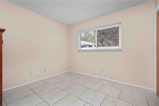 Building Photo - 6753 49th Ave N