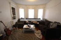 Building Photo - 4.0 bedroom in Cambridge Massachusetts 02140