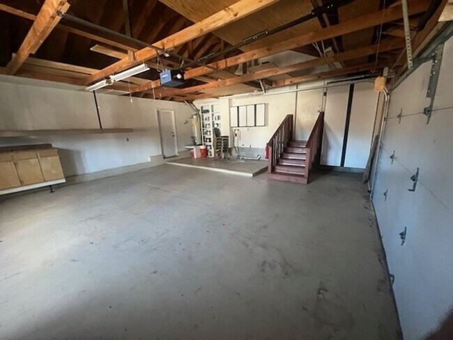 Building Photo - Charming Frazier Park Home Filled With Natural Light