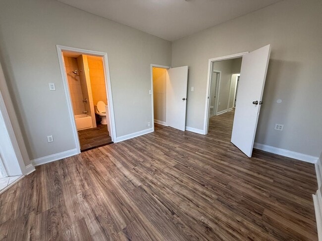 Building Photo - 221 Wilkinson Ave