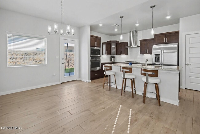 Building Photo - 12677 Viendo Norte Dr