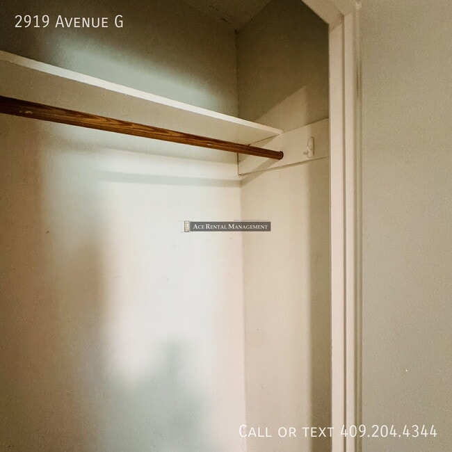 Building Photo - 2919 Avenue G-