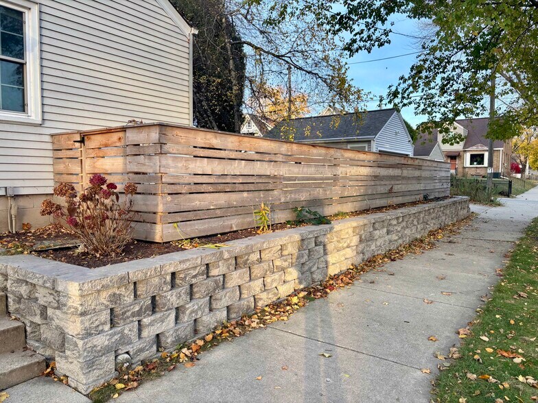 New fence (2025) - 3276 S Lenox St