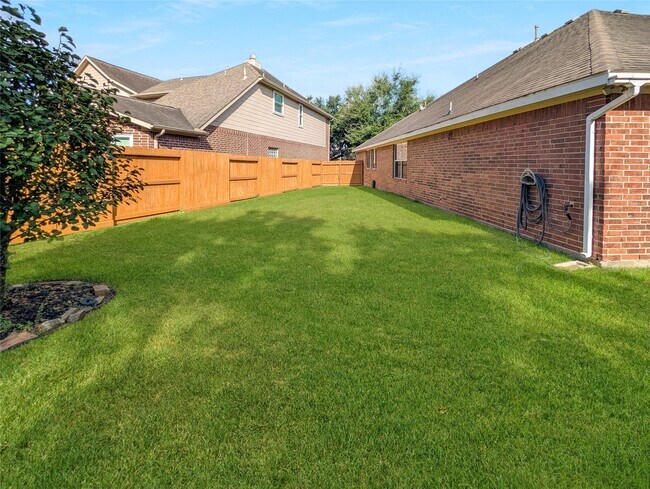 Building Photo - 26403 Abbey Springs Ln