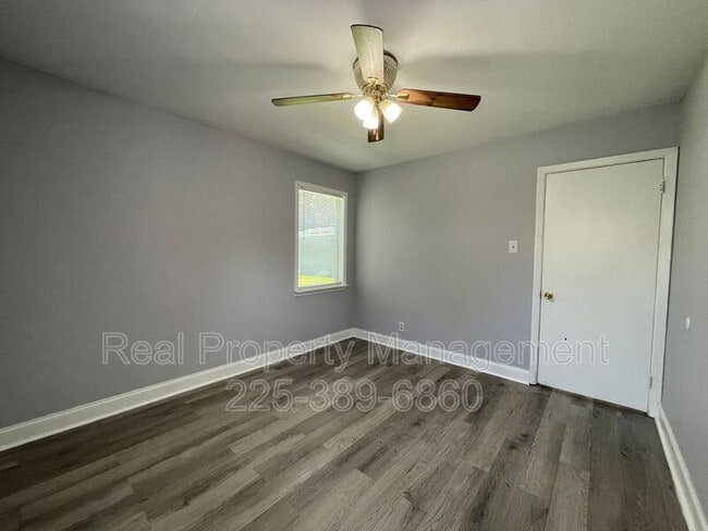Building Photo - 6822 Merrydale Ave
