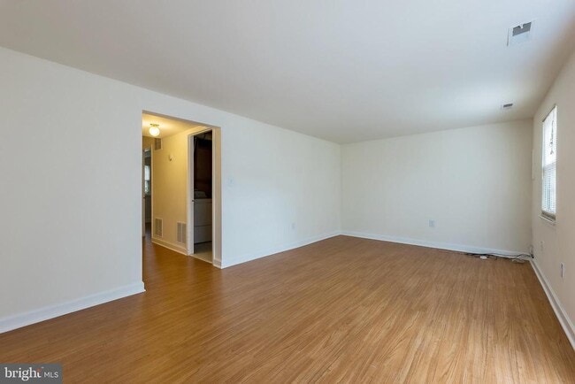Building Photo - 734 Ivy League Ln