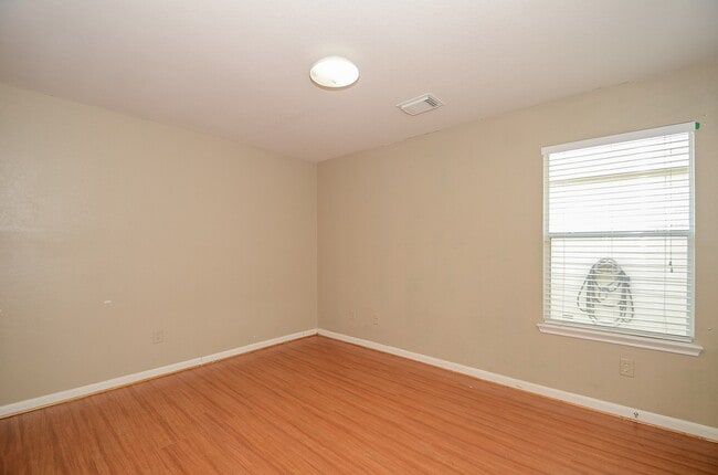 Building Photo - 11711 Wainscot Ct