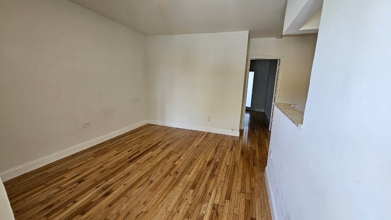 Building Photo - 9005 NE 8th Ave