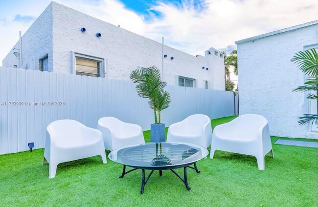 Building Photo - 265 NW 59th St