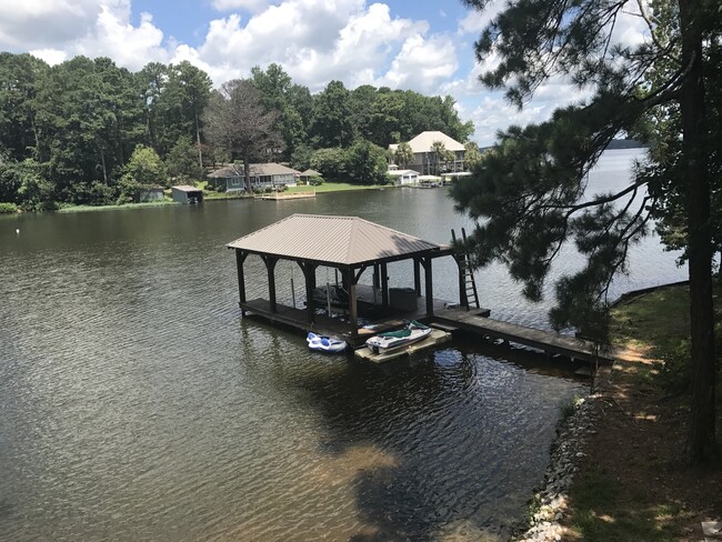 Primary Photo - 1 Bedroom/Bath on Lake Jordan!!!