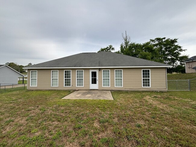 Building Photo - Weather Stone Subdivision!!