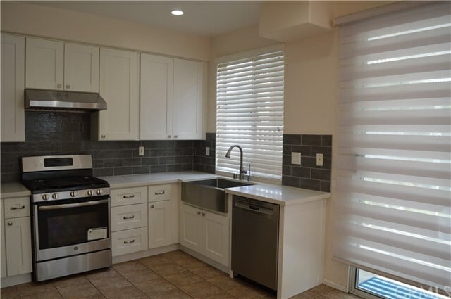 Building Photo - 15272 Rousseau Ln