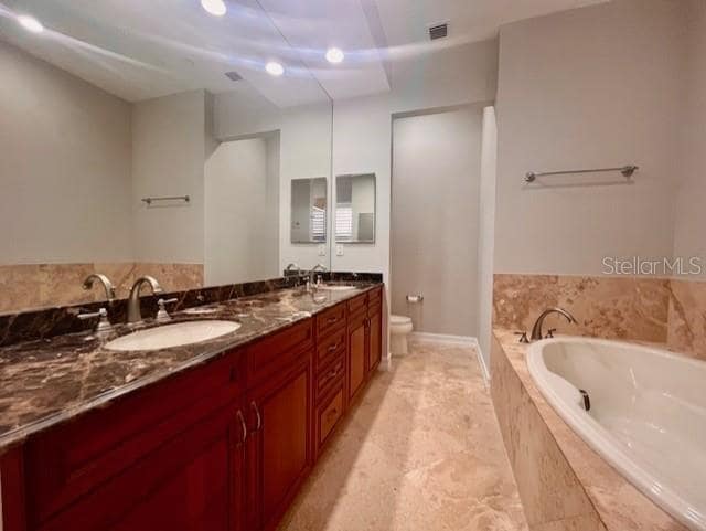 Building Photo - 762 Celebration Ave