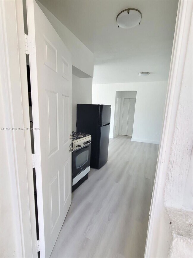 Building Photo - 8080 Tatum Waterway Dr