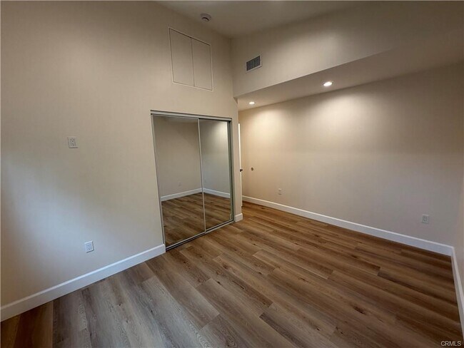 Primary Photo - 24403 Lemay St