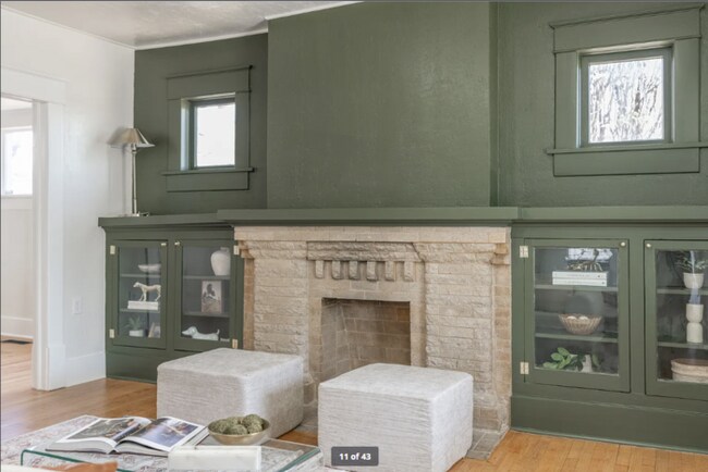Building Photo - 4 Bed 3 Bath in Uptown OKC
