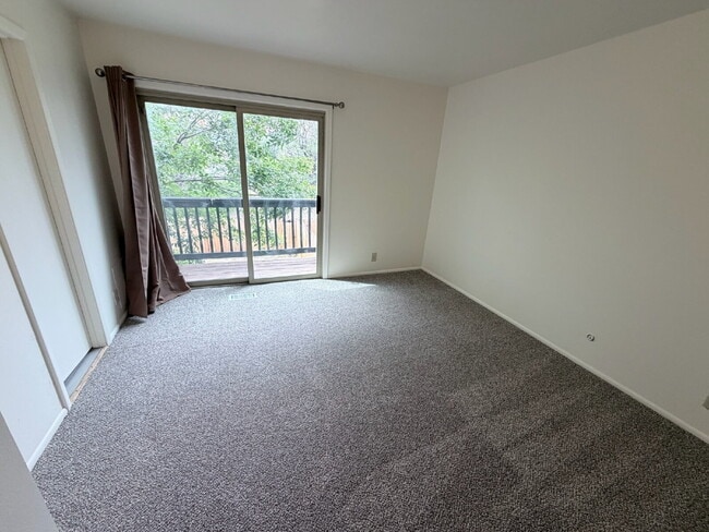Building Photo - 5155 Santa Clara Pl
