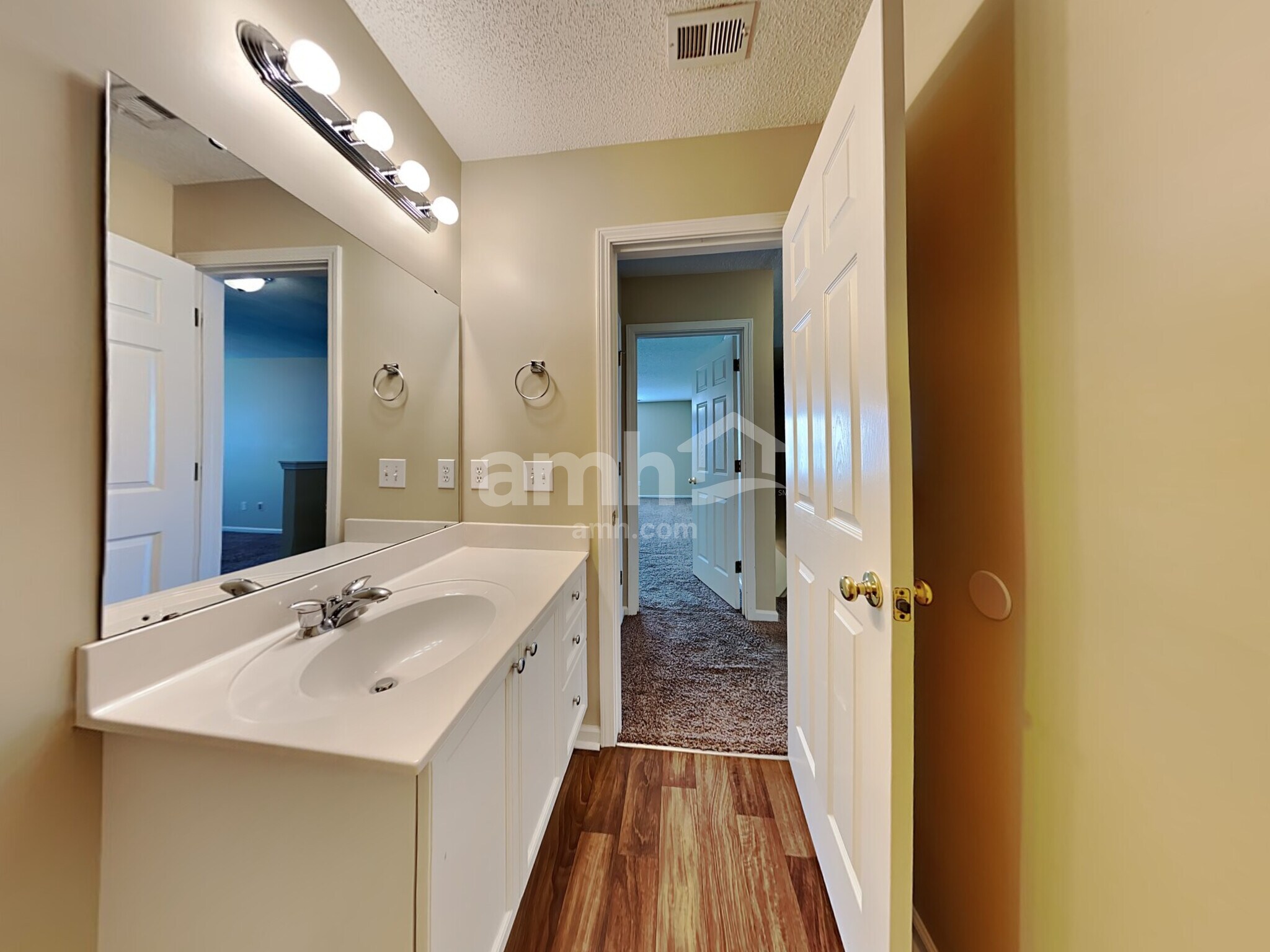 Building Photo - 405 White Bluff Ct