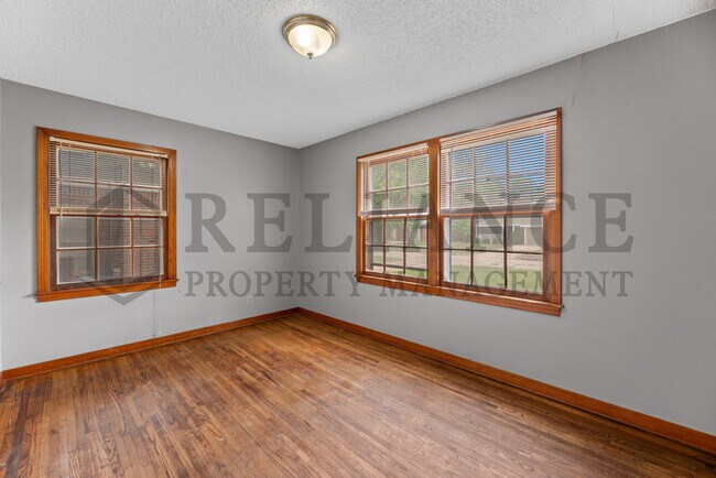Building Photo - 6114 E Rockwood Rd