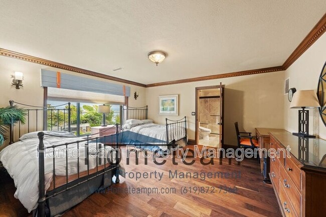 Building Photo - 746 Armada Terrace