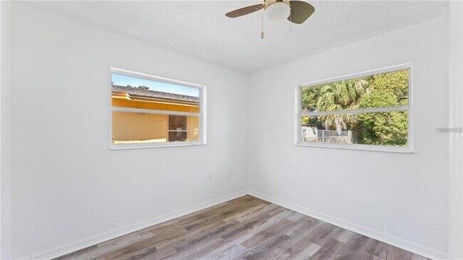 Building Photo - 4447 Ivey Ct