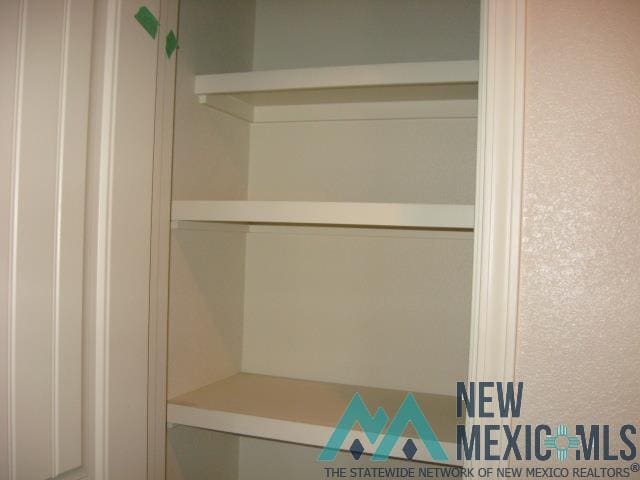 Building Photo - 105 Gayland Dr