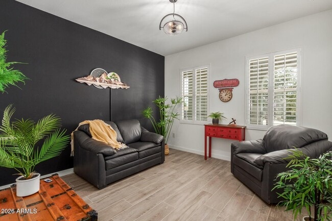 Building Photo - 24970 N 172nd Ave