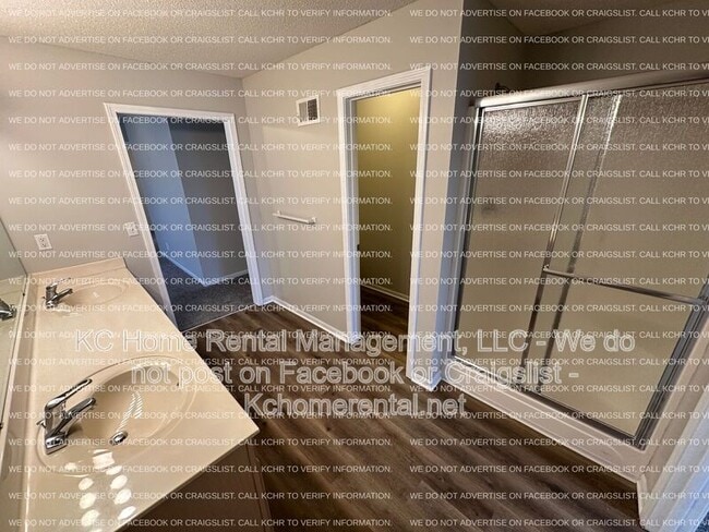 Building Photo - 8657 NE 97th St