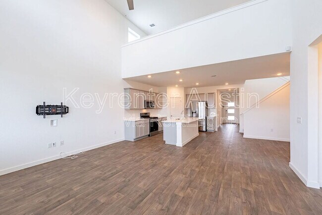 Building Photo - 2901 Louris Ln