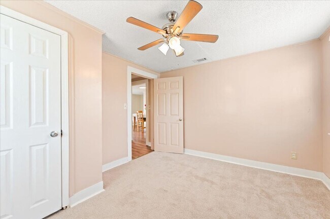 Building Photo - Move-In Special: $300 Off First Month if You Move by Feb 28, 2026!