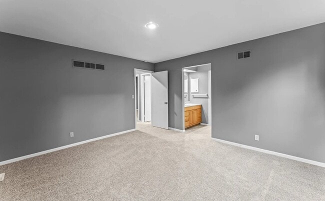 Building Photo - 16107 W 141st Terrace