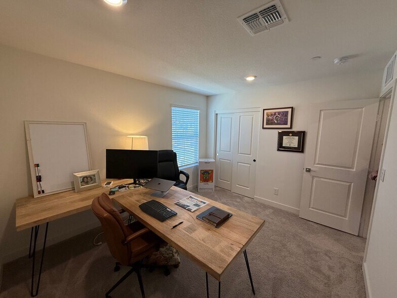 Building Photo - 3644 Bitonto Ln