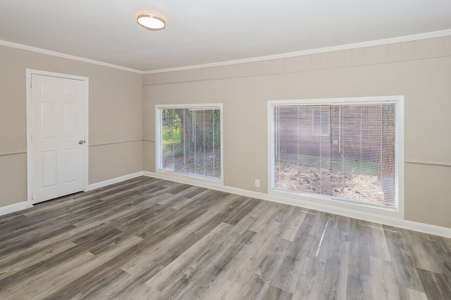 Building Photo - 3367 Arnwood Ave