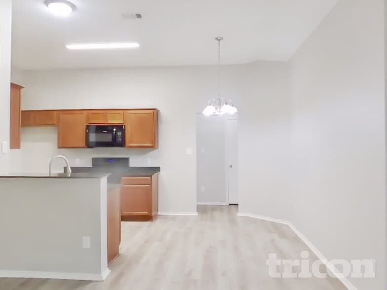 Building Photo - 1602 Canary Island Ct