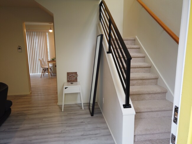 Building Photo - 1605 South Main St